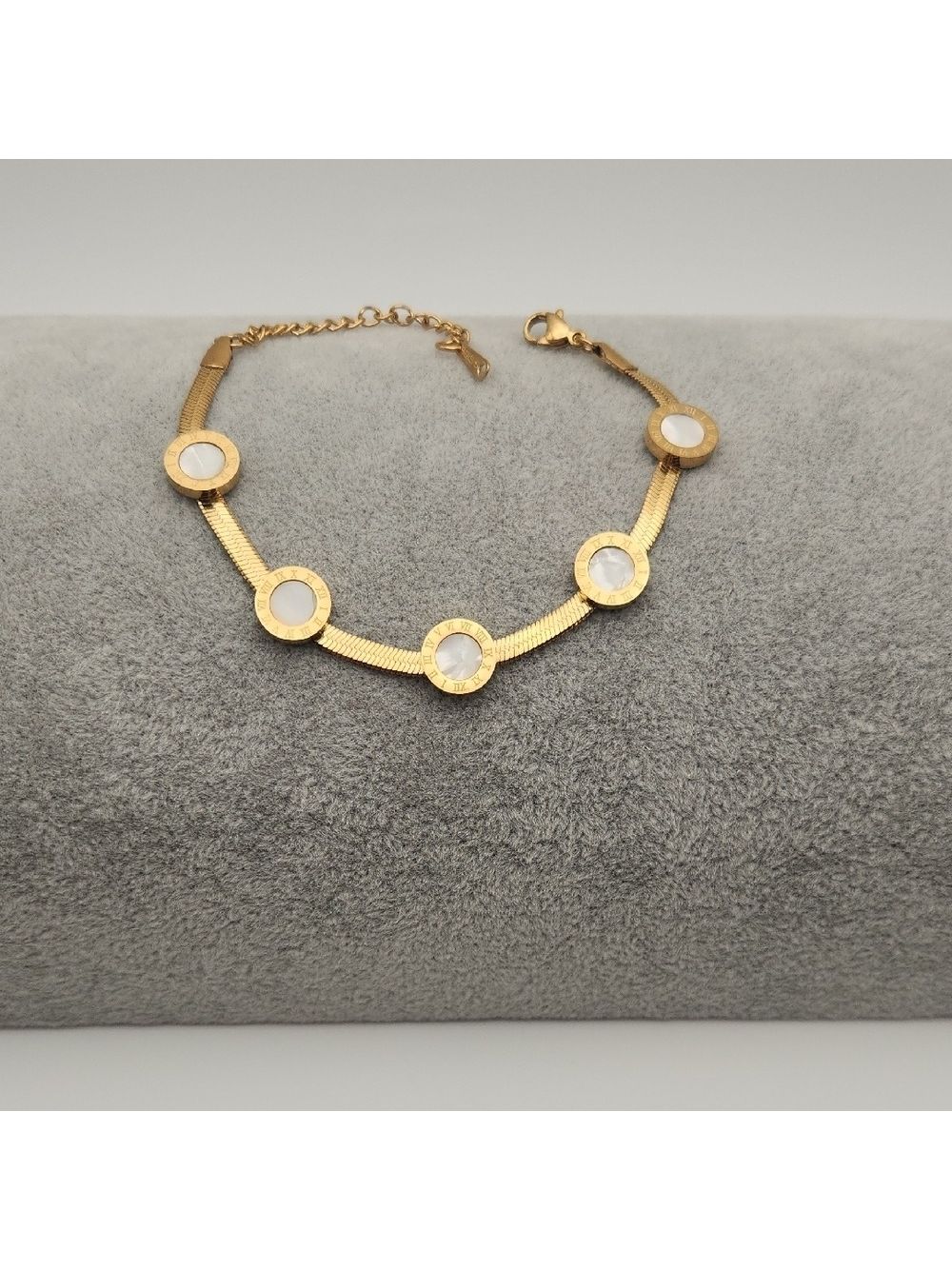 18k Gold Plated Pearl White Circle Bracelet, Roman Numerals, Stainless Steel